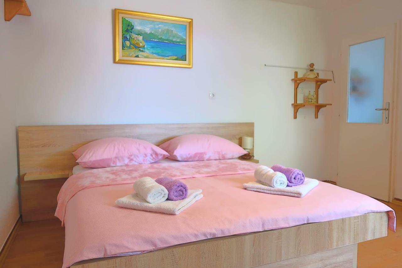 Studio Apartman Mia Stobreč 外观 照片